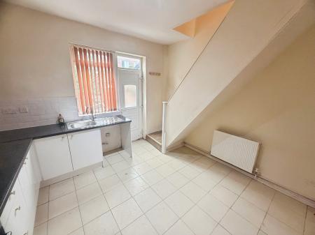 2 bedroom Terraced House to let in Fram Street, Salford, M6