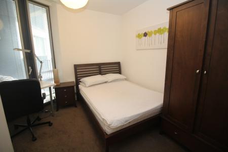 2 bedroom Flat to let in 5 Piccadilly Place, Manchester, M1