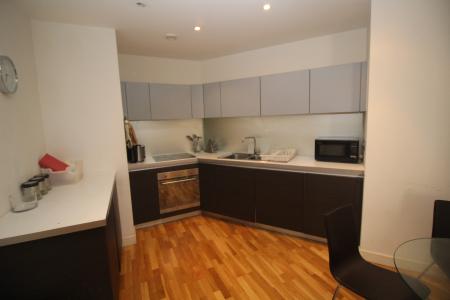 2 bedroom Flat to let in 5 Piccadilly Place, Manchester, M1