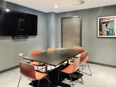 1 bedroom Flat to let in 3 MediaCity UK, Salford Quays, Salford, M50