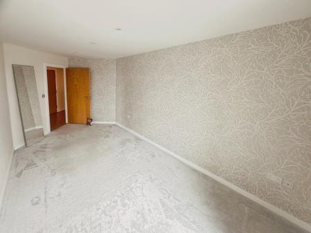 2 bedroom Flat to let in The Quays, Salford Quays, Salford, M50