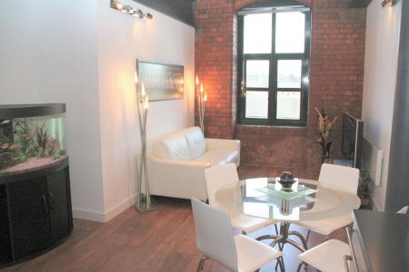 2 bedroom Flat to let in 10 Blantyre Street, Castlefield, Manchester, M15