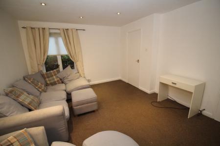 3 bedroom End of terrace house to let in Linen Court, Salford, M3
