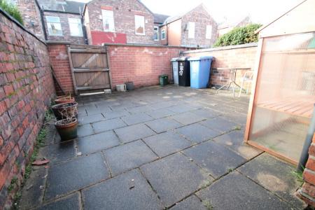 3 bedroom Terraced House to let in Colley Street, Stretford, M32