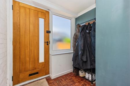 4 bedroom Semi-detached house for sale in Stapleford Close, Sale, M33