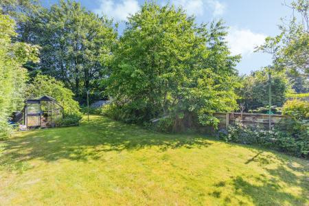 4 bedroom Semi-detached house for sale in Stapleford Close, Sale, M33