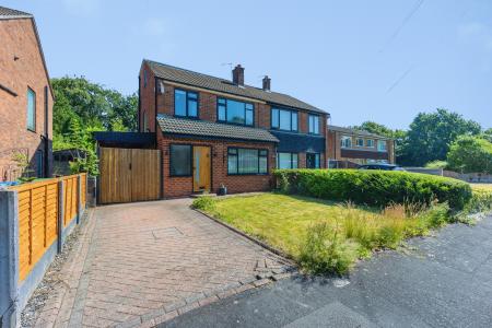 Stapleford Close, Sale, M33