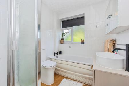4 bedroom Semi-detached house for sale in Stapleford Close, Sale, M33