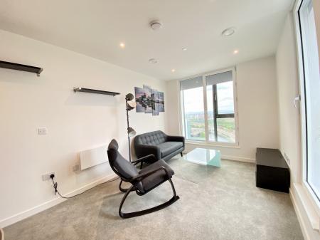 2 bedroom Flat to let in 4 Wharf End, Block 2, Manchester, M17