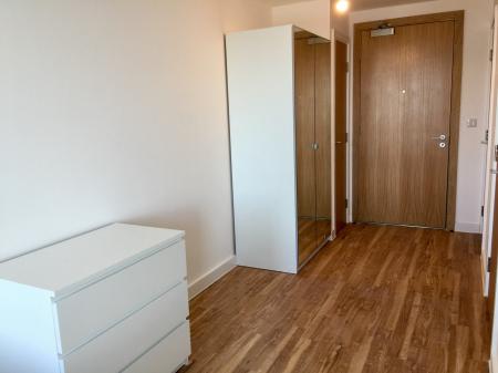 1 bedroom Studio flat to let in Michigan Avenue, Salford Quays, Salford, M50