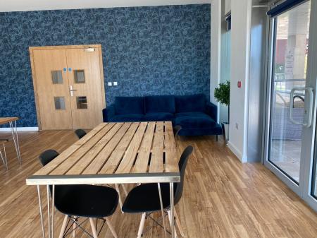 1 bedroom Studio flat to let in Michigan Avenue, Salford Quays, Salford, M50