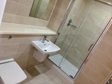 1 bedroom Studio flat to let in Michigan Avenue, Salford Quays, Salford, M50