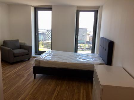1 bedroom Studio flat to let in Michigan Avenue, Salford Quays, Salford, M50