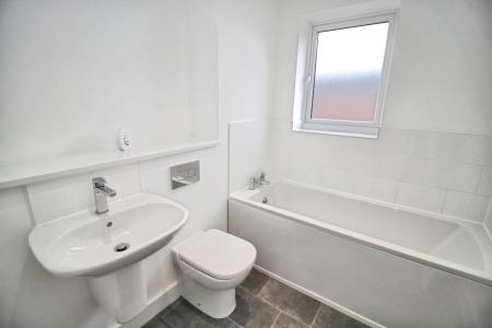 3 bedroom Town house to let in Liverpool Street, Manchester, M5