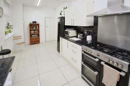 3 bedroom Semi-detached house to let in St Werburgh's Road, Manchester, M21
