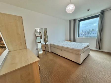 1 bedroom Flat to let in 156 Chapel Street, Salford, M3
