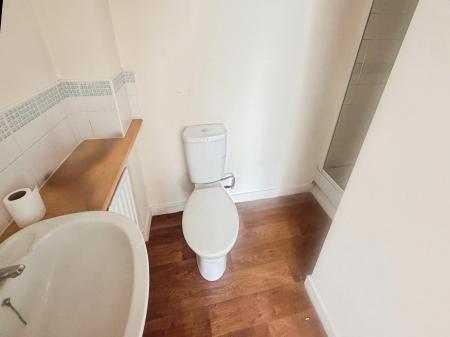 3 bedroom Terraced House to let in Queensland Road, Gorton, M18