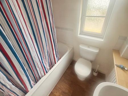 3 bedroom Terraced House to let in Queensland Road, Gorton, M18