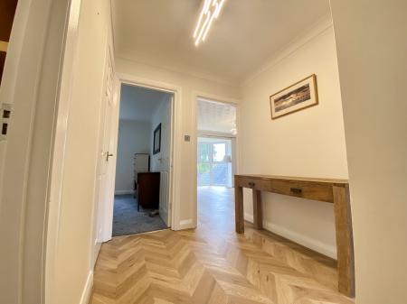 3 bedroom Flat to let in Salford Quays, Salford Quays, Salford, M50