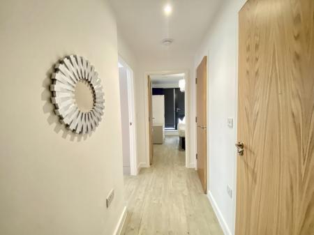 1 bedroom Flat to let in 65 Furness Quay, Salford Quays, Salford, M50