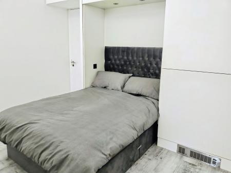 0 bedroom Studio flat for sale in Clippers Quay, Salford Quays, Salford, M50