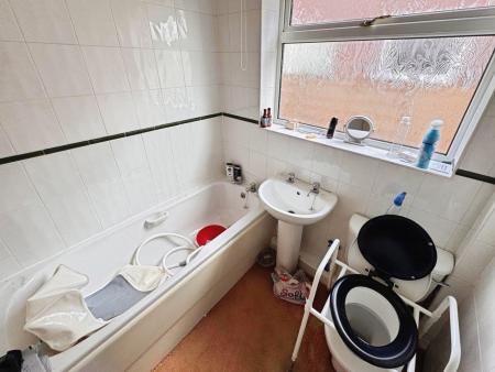 2 bedroom Bungalow for sale in Thirlmere Road, Partington, M31