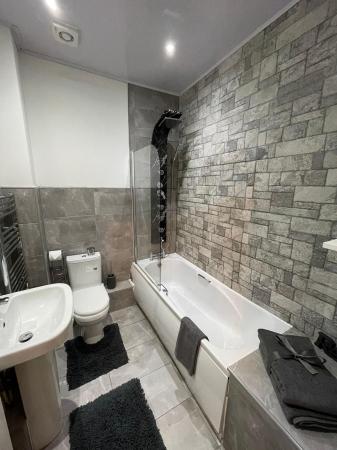 2 bedroom Flat to let in Winnipeg Quay, Salford Quays, Salford, M50