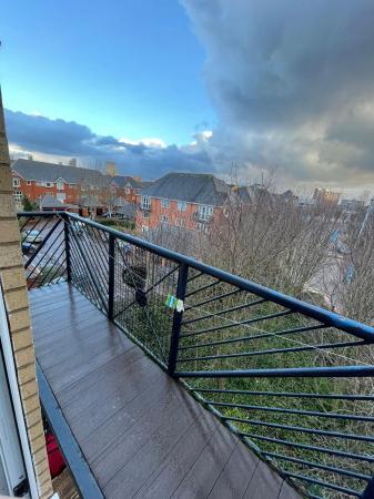 2 bedroom Flat to let in Winnipeg Quay, Salford Quays, Salford, M50