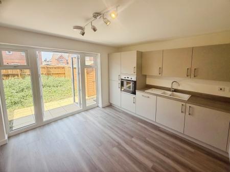 3 bedroom Semi-detached house to let in Swift Drive, Stockport, SK8