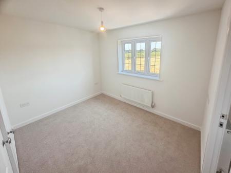 3 bedroom Semi-detached house to let in Swift Drive, Stockport, SK8