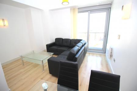 2 bedroom Flat to let in 1 Watson Street, Manchester, M3