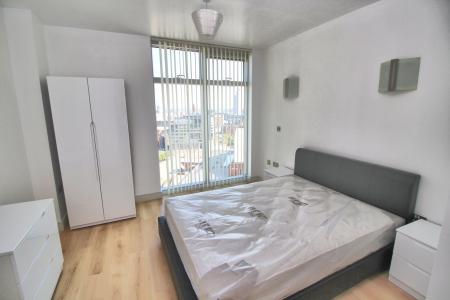 2 bedroom Flat to let in 1 Watson Street, Manchester, M3