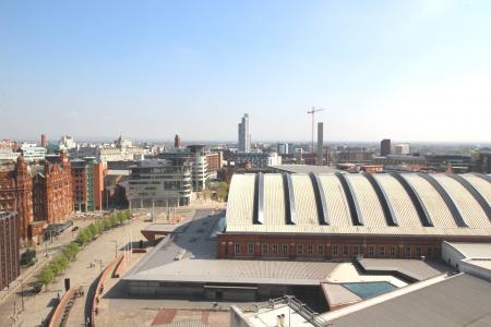 2 bedroom Flat to let in 1 Watson Street, Manchester, M3