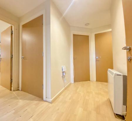2 bedroom Flat to let in Elmira Way., Salford, M5