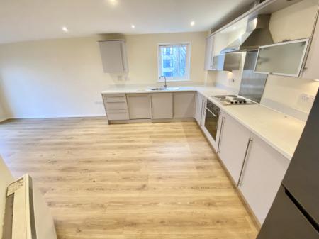 2 bedroom Flat to let in Elmira Way., Salford, M5