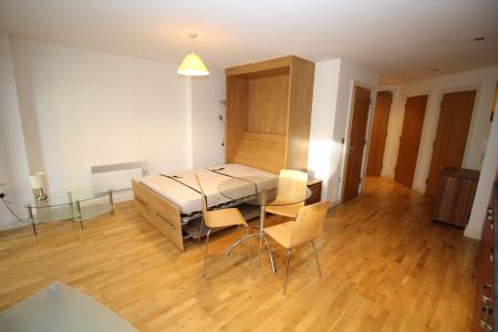 1 bedroom Studio flat to let in 1 Ferne Street, Manchester, M4