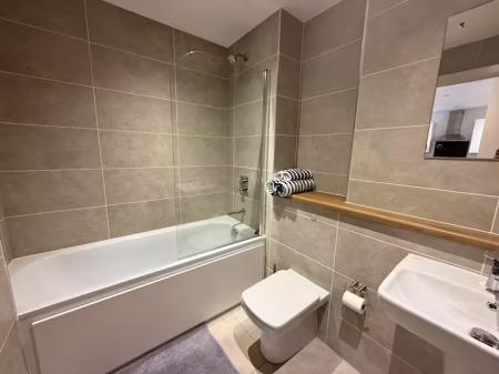 1 bedroom Flat to let in MediaCity, 18 Michigan Avenue, Salford Quays, Salford, M50