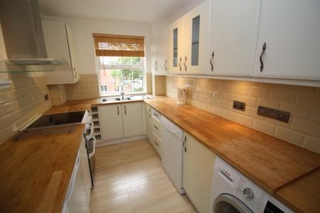 2 bedroom Flat to let in Merchants Quay, Salford Quays, Salford, M50