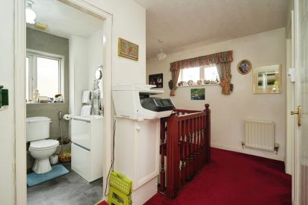 5 bedroom Detached house for sale in Charleston Close, Sale, M33