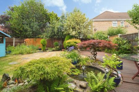 5 bedroom Detached house for sale in Charleston Close, Sale, M33