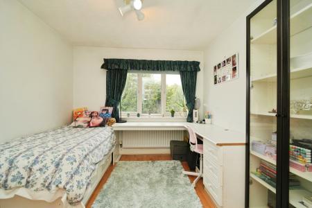 5 bedroom Detached house for sale in Charleston Close, Sale, M33