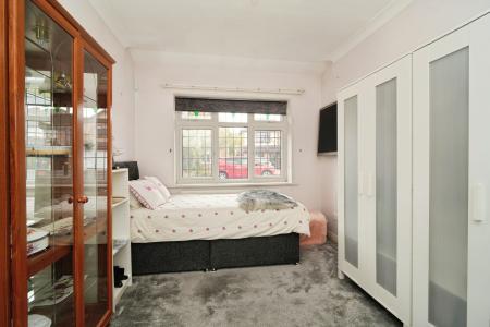 5 bedroom Detached house for sale in Charleston Close, Sale, M33