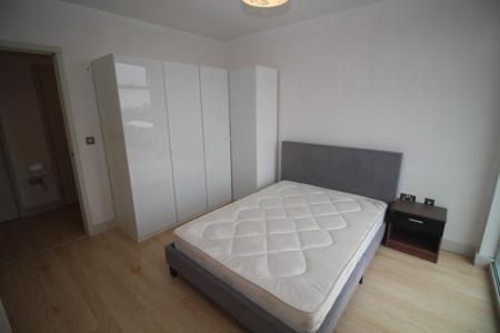 2 bedroom Flat to let in 1 Watson Street, Manchester, M3