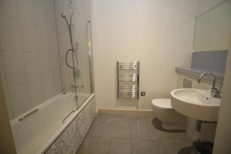 2 bedroom Flat to let in 1 Watson Street, Manchester, M3