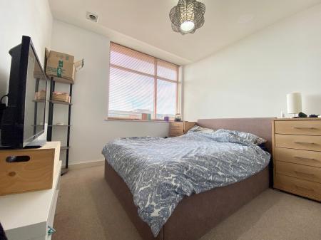 2 bedroom Flat to let in 52 Broadway, Salford, M50