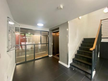 2 bedroom Flat to let in 52 Broadway, Salford, M50