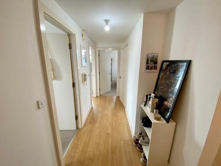 2 bedroom Flat to let in 52 Broadway, Salford, M50