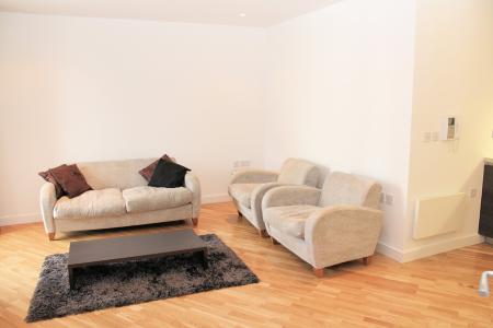 2 bedroom Flat to let in 5 Piccadilly Place, Manchester, M1