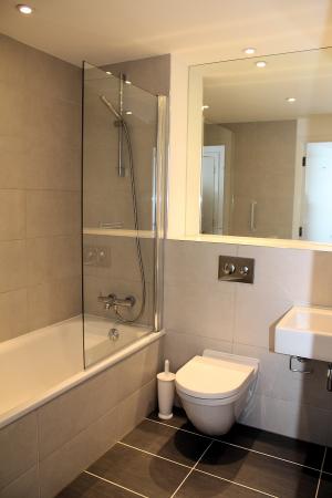 2 bedroom Flat to let in 5 Piccadilly Place, Manchester, M1