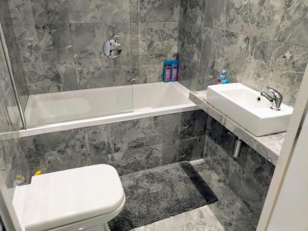 1 bedroom Studio flat to let in Clippers Quay, Salford Quays, Salford, M50
